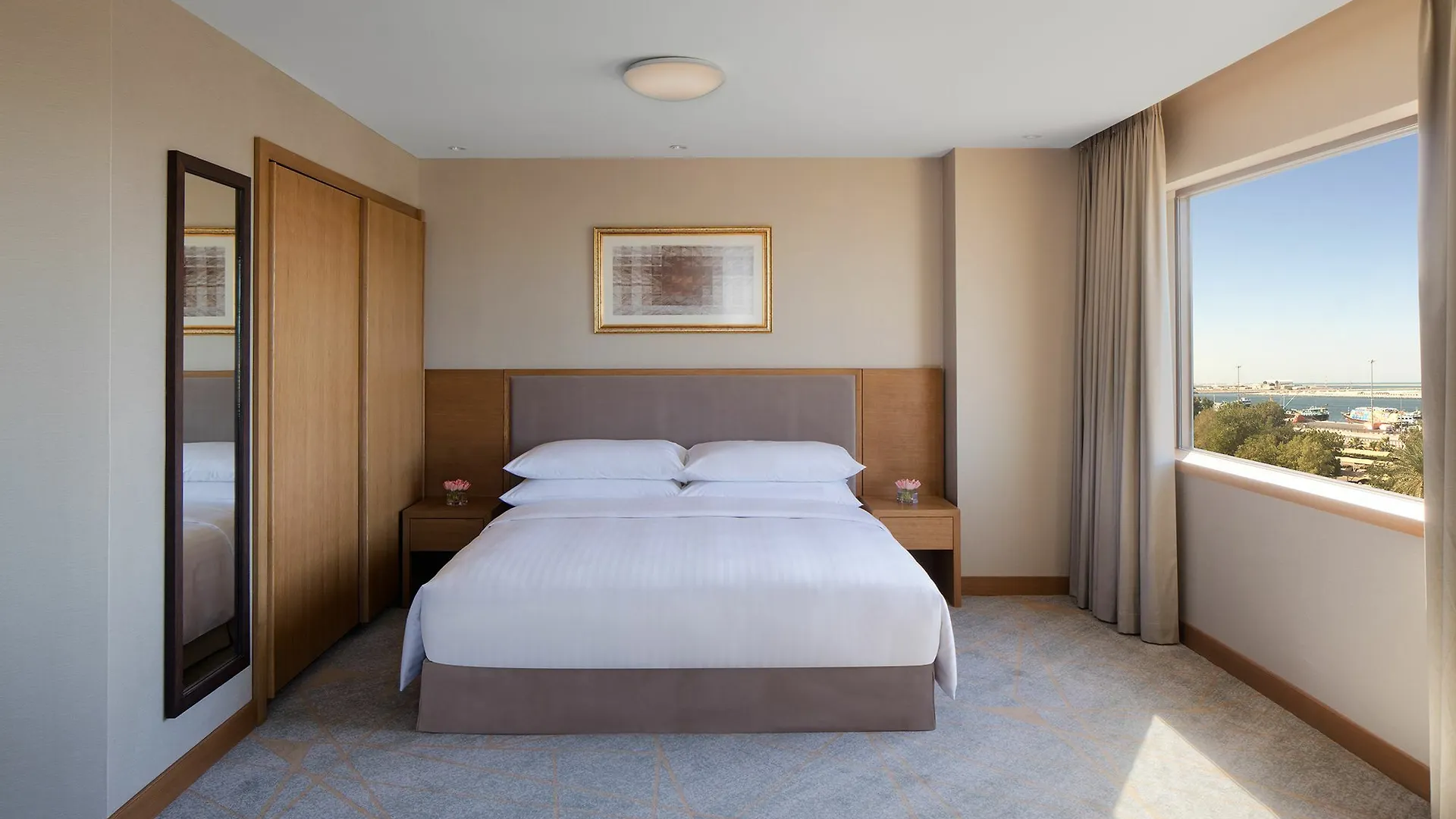 Hyatt Regency Galleria Residence Dubai