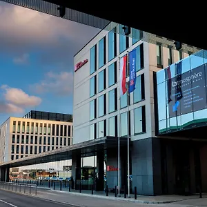 **** Hotel Hilton Garden Airport Polónia